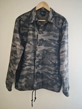 H&M Men's Gray Camo Windbreaker Jacket